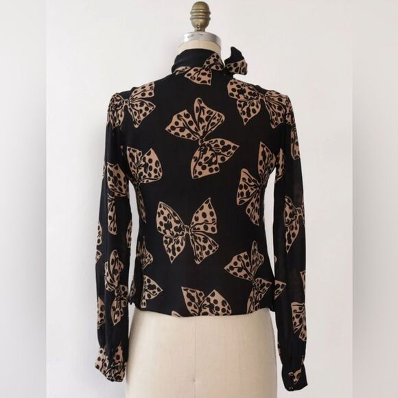 Milly black 100% silk bow print blouse size 8